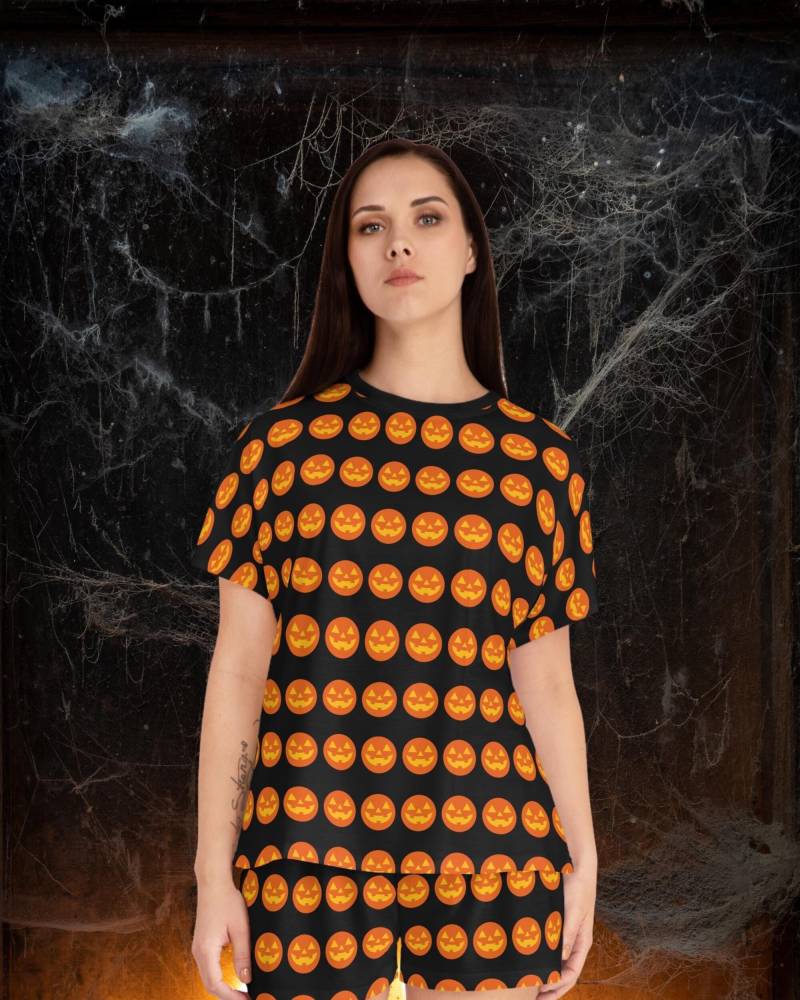 Halloween Kürbis Pyjama Set, Gruseliges Mädchen Set Für Frauen, Geschenk von CreatrixCabinet