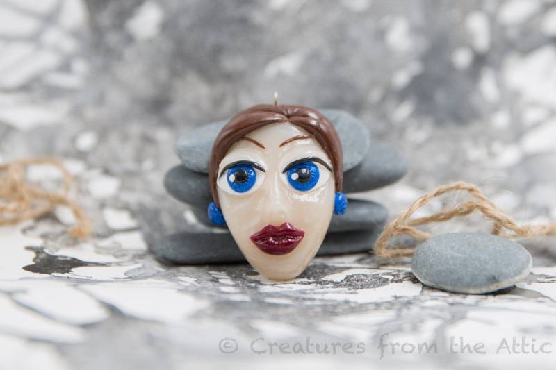 Handgefertigte Polymer Clay Prinzessin Anhänger Handgefertigte Polymer Clay Prinzessin Anhänger von CreaturesFromAttic