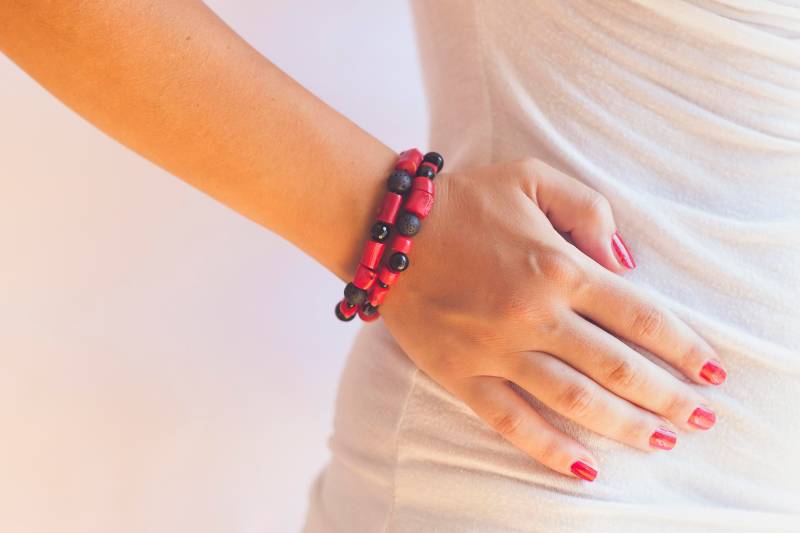 Korallen - Und Lavasteinarmband Korallen - Und Lavasteinarmband von CreazioniMalia