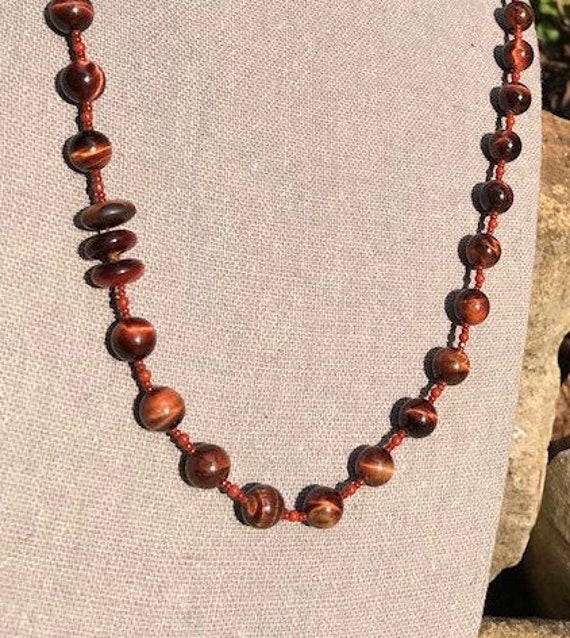 Rotes Tigerauge Und Roter Jaspis Edelstein Halskette | Lange Rote Doppel Mit Kupfer Handgemacht Gehämmert "S' Haken Rotes Tigerauge Und Roter Jaspis Edelstein Halskette | Lange Rote Doppel Mit Kupfer Handgemacht Gehämmert "S' Haken von CreekStoneGems