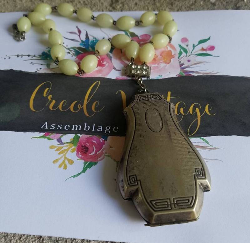 Vintage Münze Locket Halskette Charm Geschenk Boho Collage Schmuck Vintage Münze Locket Halskette Charm Geschenk Boho Collage Schmuck von Creolevintage