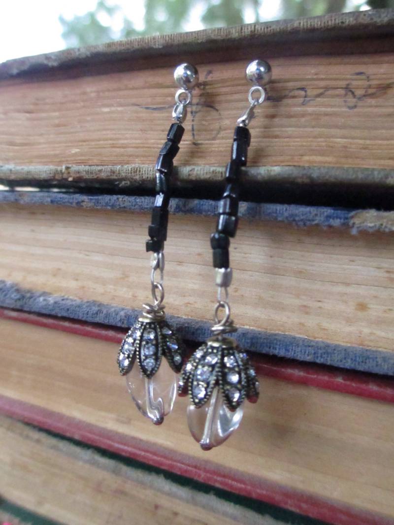 Vintage Art Deco Samen Perlen Geschenk Ohrringe Strass Perlenkappe von Creolevintage