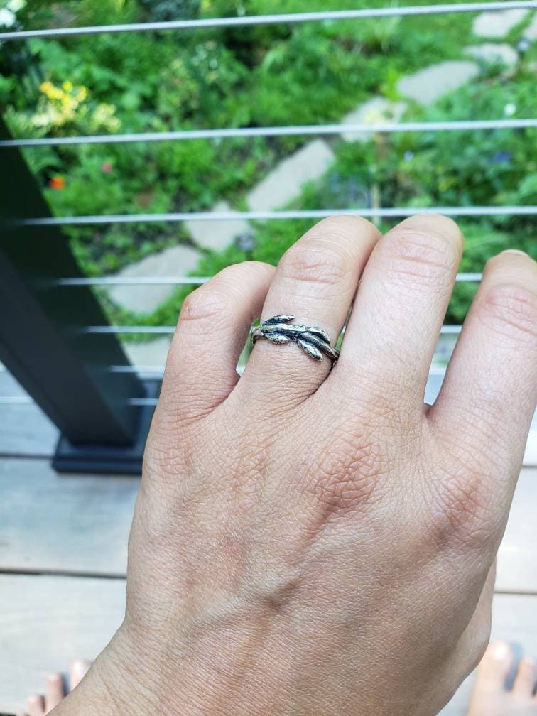 Budding Forsythia Band von CrestfallenSilver