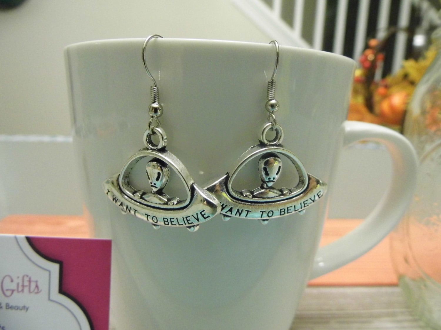 I Wanna Believe Ufo-Ohrringe von CricketGigglesGifts