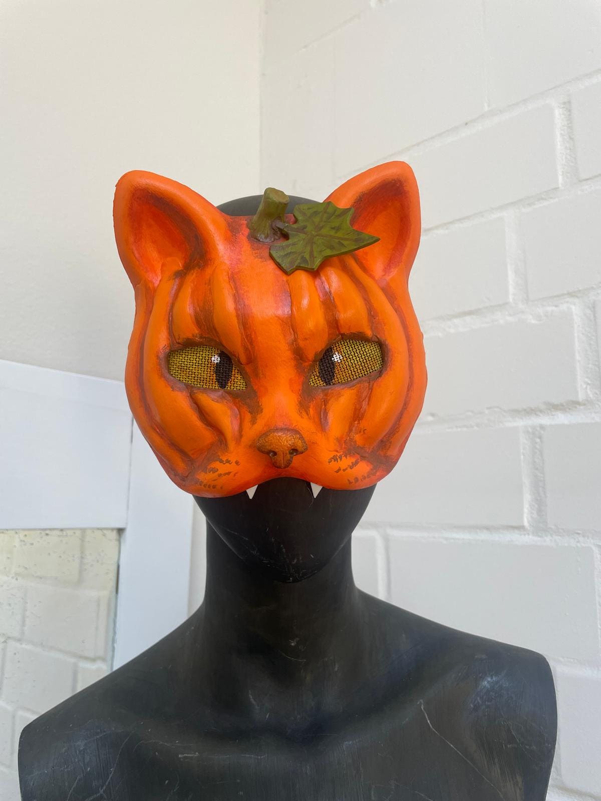 Therian Mask Pumpkin Cat Therian Mask Pumpkin Cat von CrimsCreation