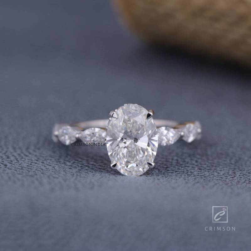 1.25 Ct Moissanite Verlobungsring, Oval Cut 14K Massiv Weißgold Ring, Pave Setting Hidden Halo Ehering, Stapelbares Band von CrimsonIndia