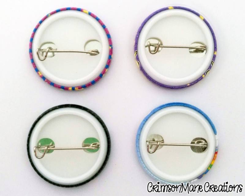 Einhorn Buttons - Accessoires Pins Regenbogen Süß von CrimsonManeCreations