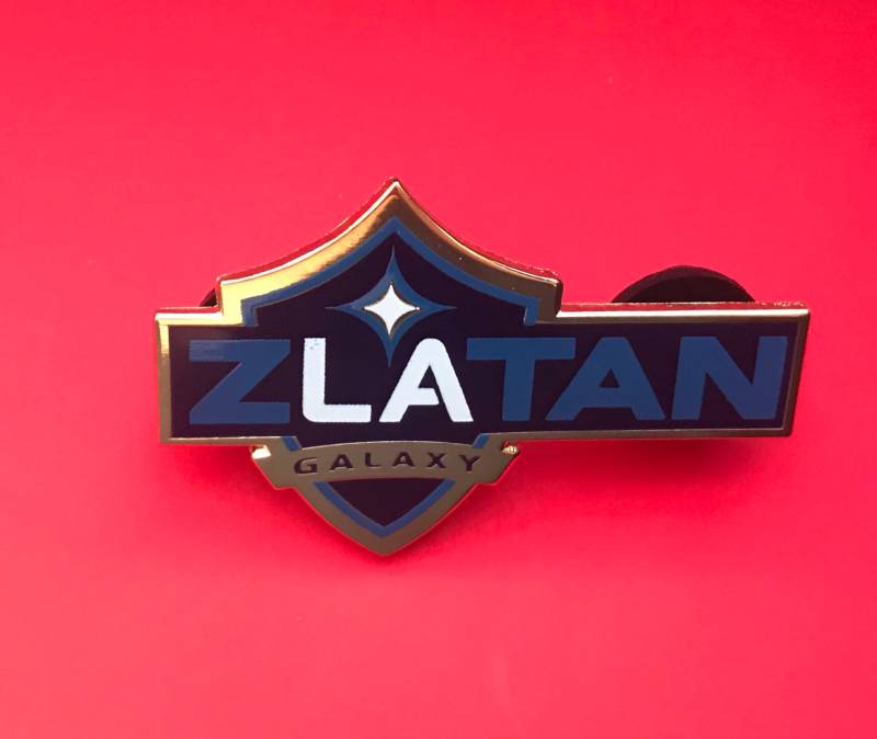 Zlatan Galaxy Emaille Pin von CrimsonMoonBoutique