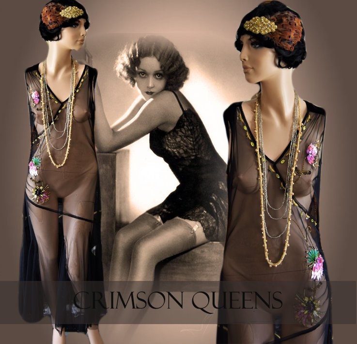 1920 "Durchsichtiges Schwarzes Downton Abtei-Kleid Mit Verziertem Art-Deco-Muster Größe Uk 12 Us 8 1920 "Durchsichtiges Schwarzes Downton Abtei-Kleid Mit Verziertem Art-Deco-Muster Größe Uk 12 Us 8 von CrimsonQueens