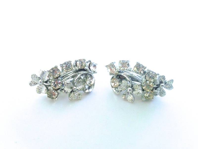 Beaujewels Strass Blume Ohrringe Designer Vintage Braut Hochzeit Modeschmuck Signiert von CrimsonVintique