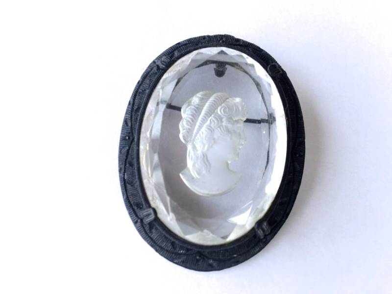 Kristall Glas Cameo Brosche Anhänger Romantisch Retro Antik Schmuck Pin von CrimsonVintique