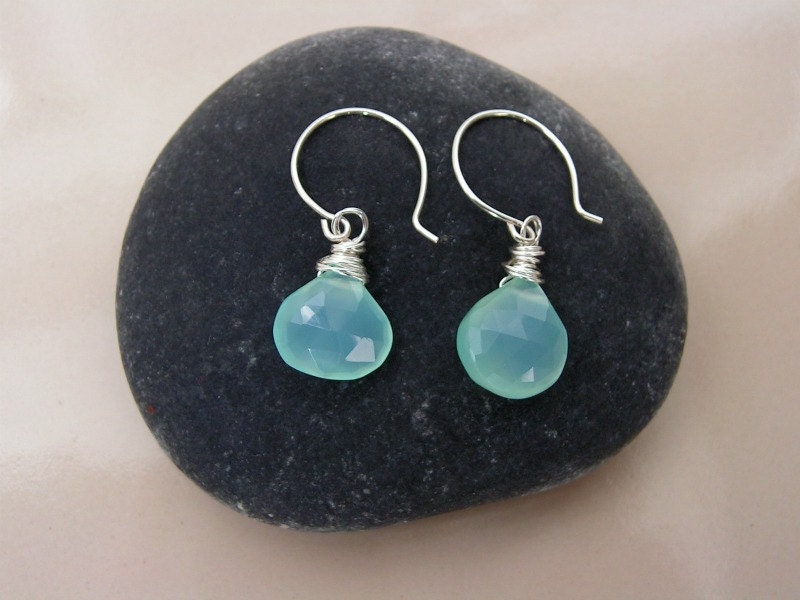 Aqua Blau Chalcedon Briolette Aqua Blau Chalcedon Briolette von CrinaJewelleryDesign