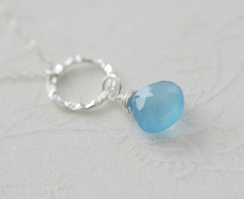 Aqua Blauer Chalcedon Halskette, Und Sterling Silber Halskette Aqua Blauer Chalcedon Halskette, Und Sterling Silber Halskette von CrinaJewelleryDesign