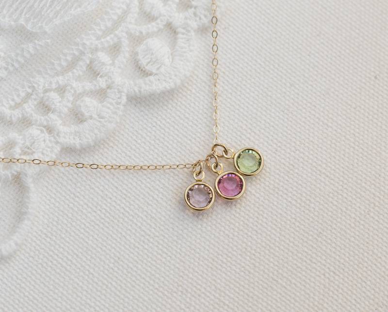 Birthstone Erste Kette, Personalisierte Halskette, Swarovski Geburtsstein Reize Und Ursprünglichen Charmehalskette, Familie, Mutter, Großmutter von CrinaJewelleryDesign