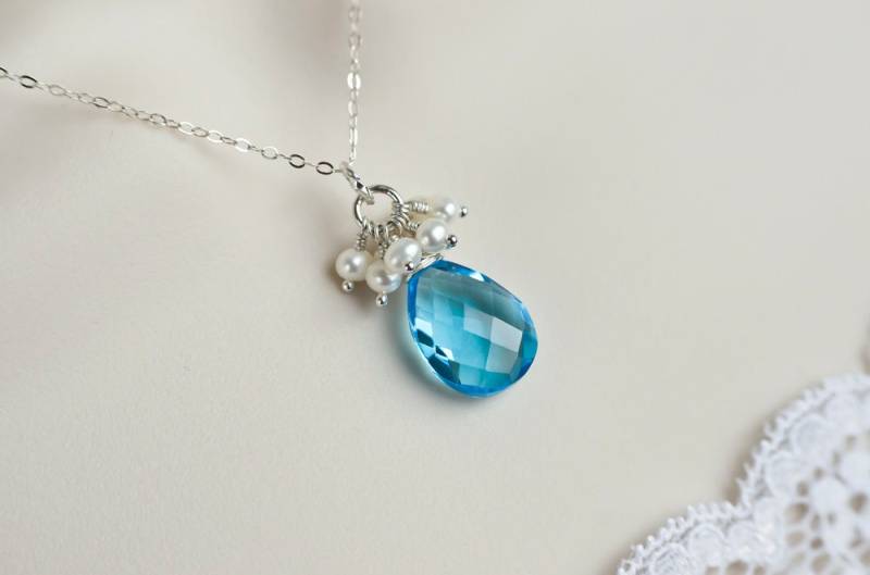 Brautjungfern Halskette, Apatit Blau Quarz Und Süßwasser Perlen Cluster Sterling Silber Halskette Brautjungfern Halskette, Apatit Blau Quarz Und Süßwasser Perlen Cluster Sterling Silber Halskette von CrinaJewelleryDesign