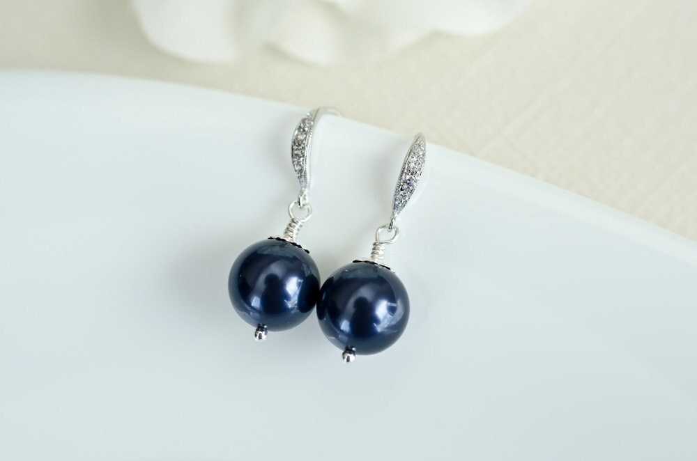 Brautjungfern Navy Blau Swarovski Perle Ohrringe, Mutter Der Braut Ohrringe Brautjungfern Navy Blau Swarovski Perle Ohrringe, Mutter Der Braut Ohrringe von CrinaJewelleryDesign