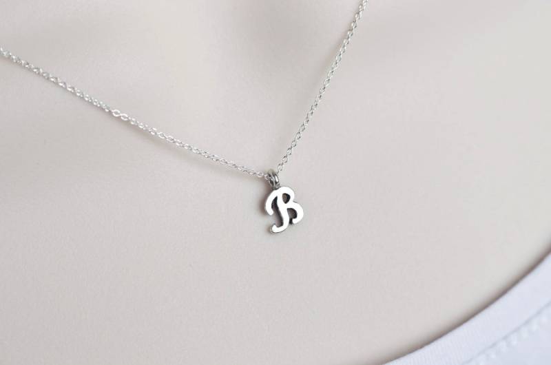 Erste, Erste Kette Sterling Silber, Skript Initial Alphabet Ursprünglichen Charme Halskette, Zierliche Minimal Moderne Halskette Erste, Erste Kette Sterling Silber, Skript Initial Alphabet Ursprünglichen Charme Halskette, Zierliche Minimal Moderne Halskette von CrinaJewelleryDesign