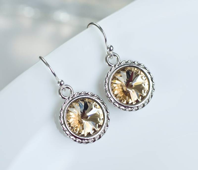 Goldohrringe Champagner, Champagner Braut Ohrringe, Gold Swarovski Rivoli Licht Seide Kristall Ohrringe Goldohrringe Champagner, Champagner Braut Ohrringe, Gold Swarovski Rivoli Licht Seide Kristall Ohrringe von CrinaJewelleryDesign