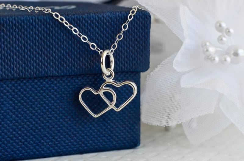 Herz, Liebe Halskette, Zwei Kleine Herzen Sterling Silber Herz, Liebe Halskette, Zwei Kleine Herzen Sterling Silber von CrinaJewelleryDesign