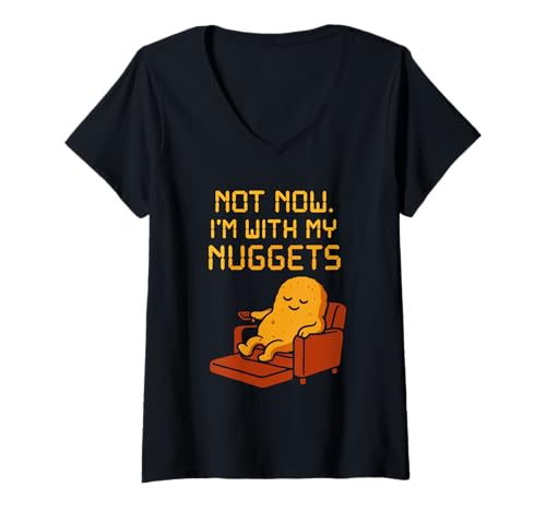 Damen Chicken Nugget Humor Nug Life Snack Lover Geschenk T-Shirt mit V-Ausschnitt Damen Chicken Nugget Humor Nug Life Snack Lover Geschenk T-Shirt mit V-Ausschnitt von Crispy Nugget Queen Fast Food Obsession Vibes