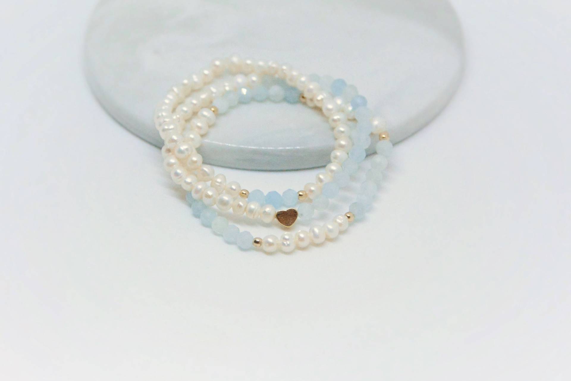 Armbänder Mit Saphiren Und Perlen von CristinaArnoldJoyas