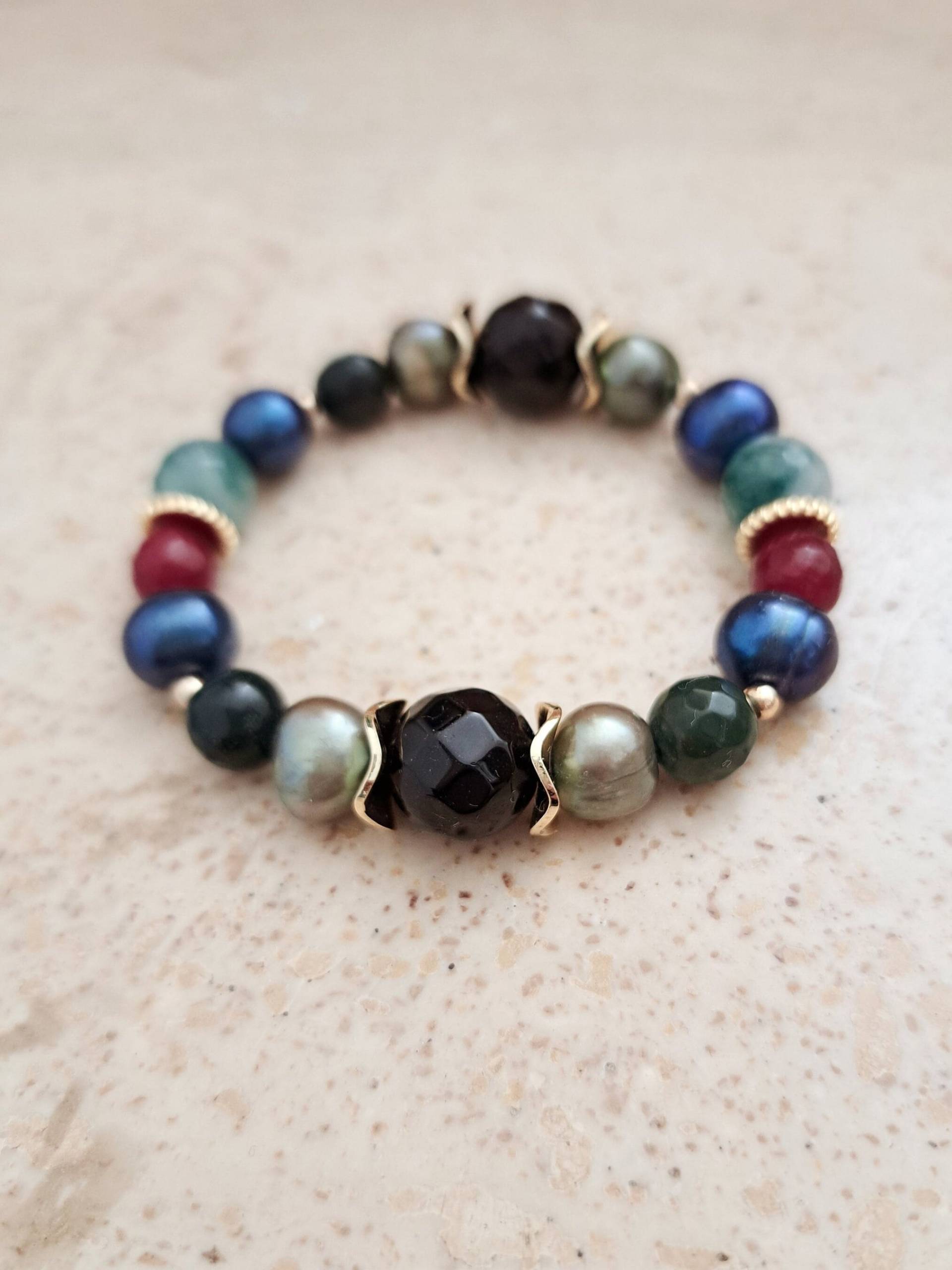 Armband Mit Achat, Steinen Und Perlen von CristinaArnoldJoyas