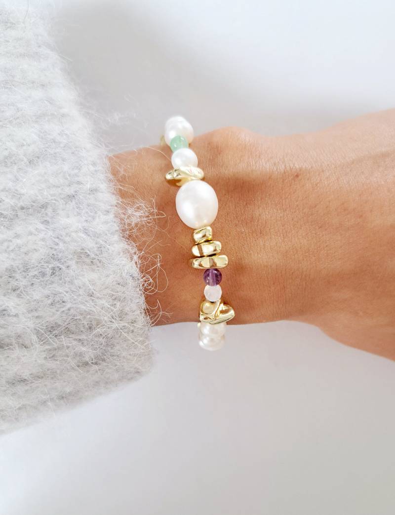 Armband Mit Perlen Und Steinen Armband Mit Perlen Und Steinen von CristinaArnoldJoyas
