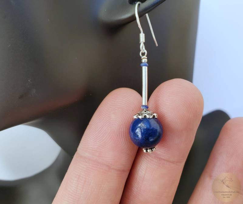 Blaue Lapis Ohrringe, Einfache Baumeln Blaustein Natürliche Edelstein Sterling Silber Lazuli Ohrringe von CroatianJewelryCraft