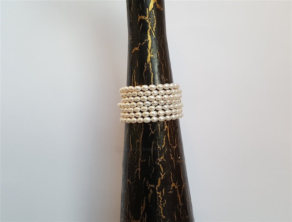 Multistrand Weiße Perle Armband, Einfache Natürliche Braut Sterling Silber Süßwasserperle Hochzeitsschmuck, Klassisch von CroatianJewelryCraft