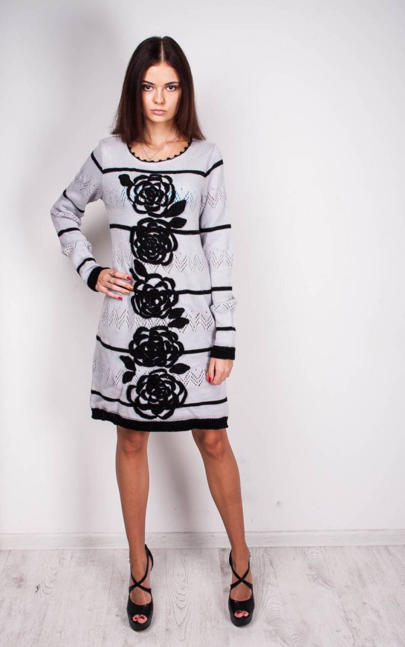 Gehäkeltes Kleid Striped Alpaka Gestrickt Gehäkelt Grau Und Schwarz Knit Dress Handmade Winter Häkeln, Gestreift von CrochetDressTalita