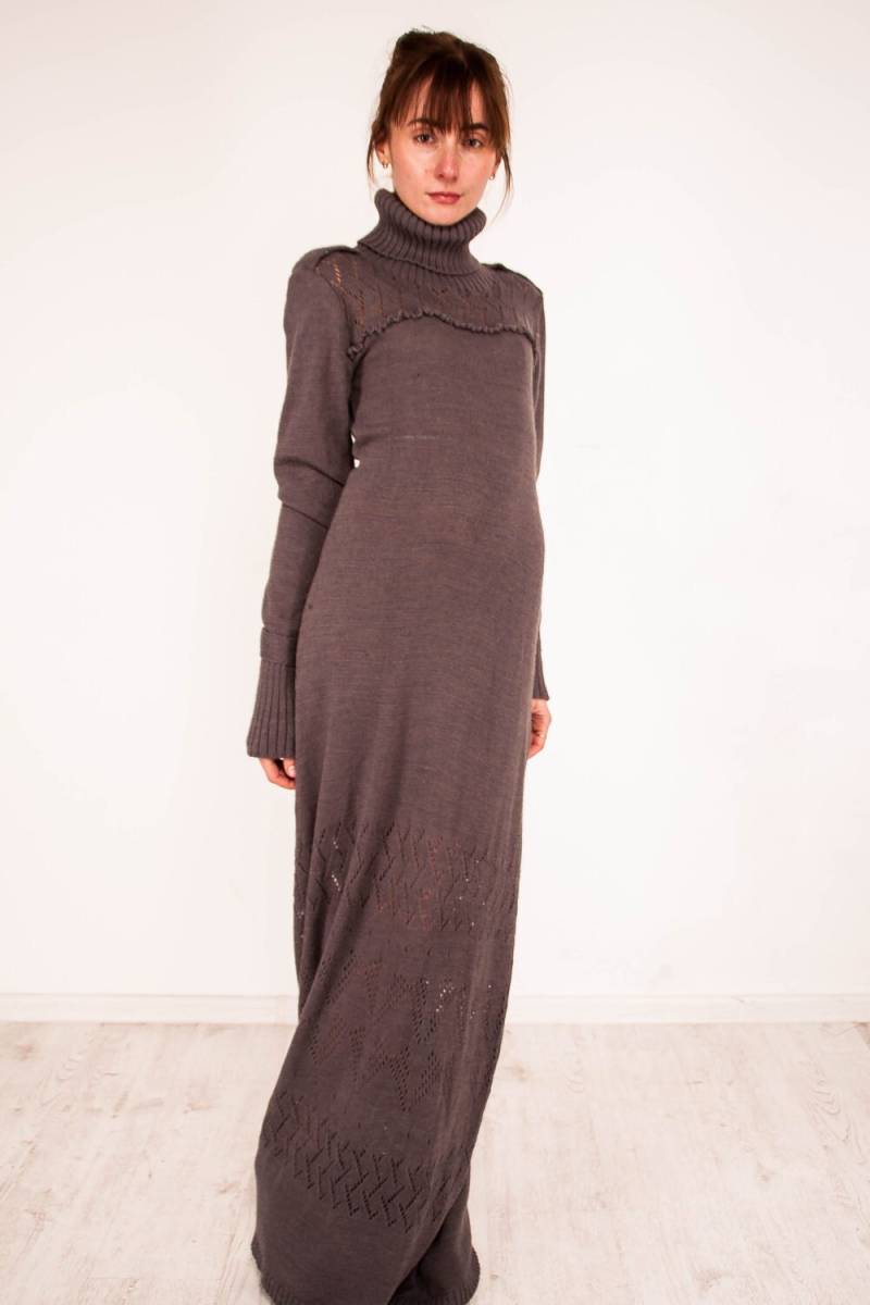 Häkelkleid Maxi Alpaka Kleid Boden Stricken Grau Handgemachte Wolle Lange Ärmel von CrochetDressTalita