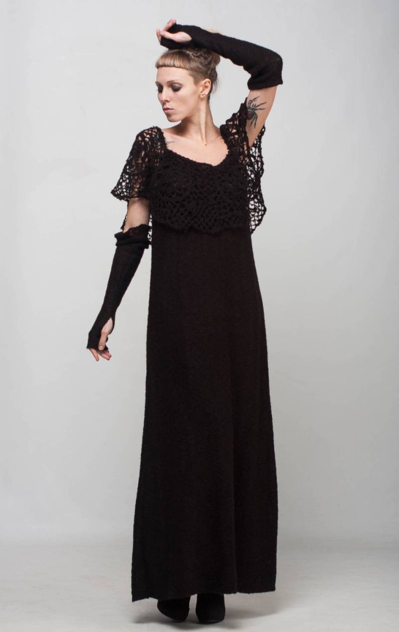 Kleid Aus Der Schulter Schwarz Maxikleid Spitzenkragen Lange Ärmel Häkeln Lacy Gesellschaftskleidung Mohair Maxi-Kleid Abend Prom von CrochetDressTalita