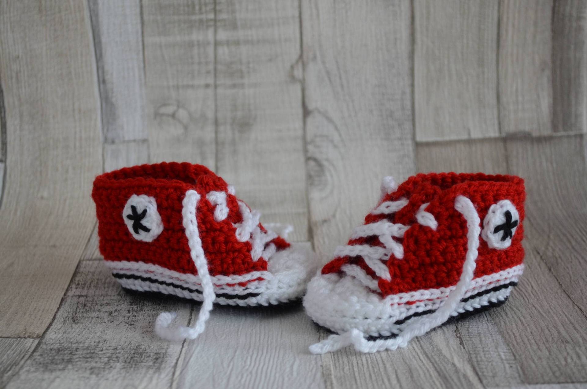 Babyschuhe Sneaker - Rot/Red von CrochetKat2017