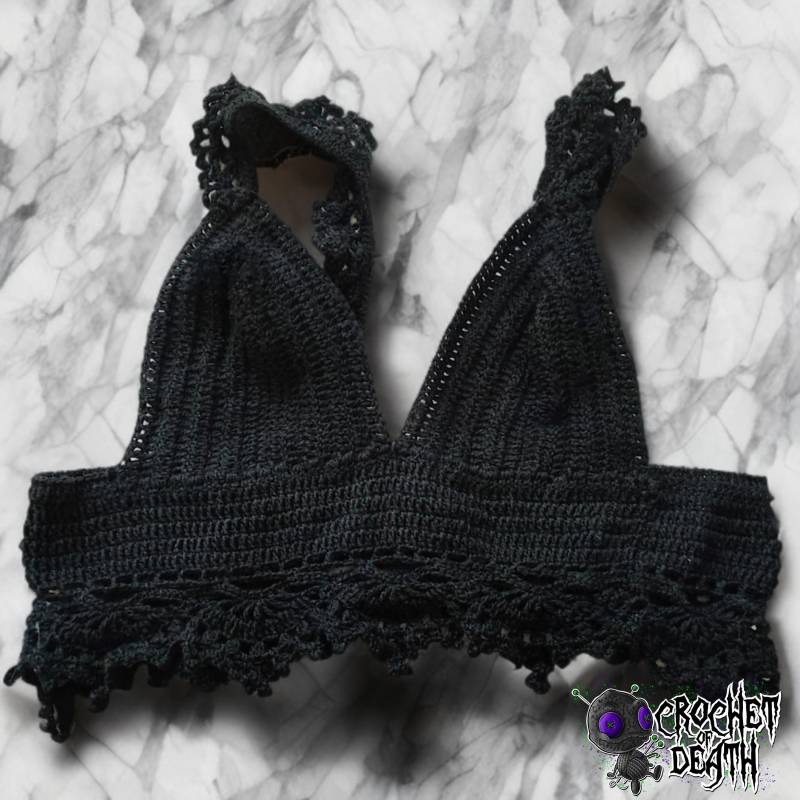 Crop Top Gehäkelt Größe M von CrochetOfDeath