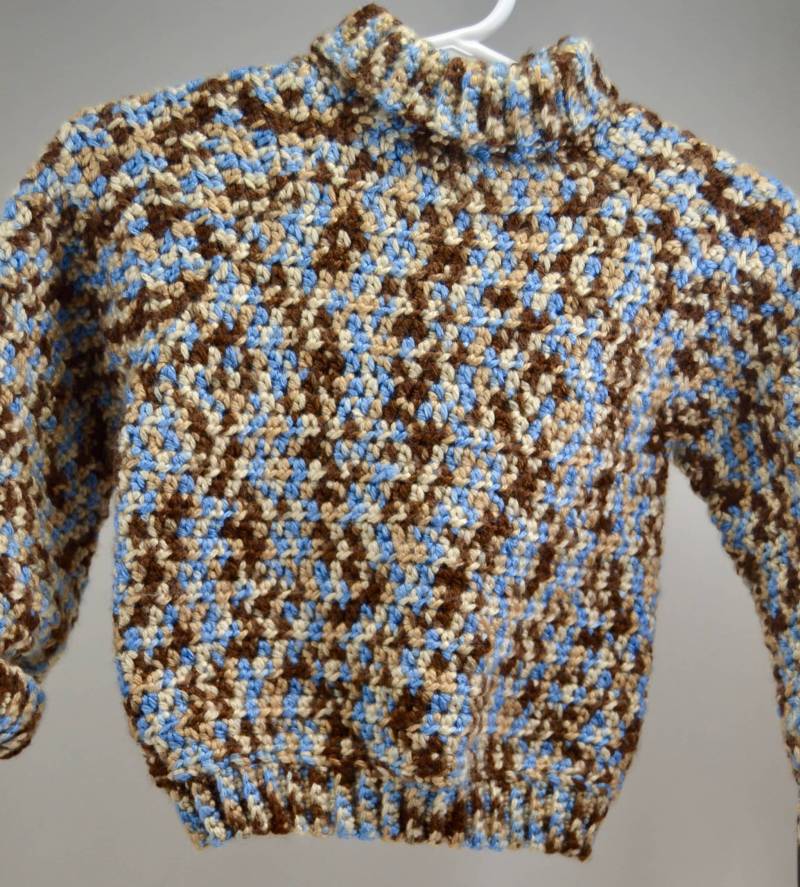 Gehäkelte Babystrickjacke Rollkragenpullover Aus Acryl, 12-15 Monate Gehäkelte Babystrickjacke Rollkragenpullover Aus Acryl, 12-15 Monate von CrochetandMorebyDKK