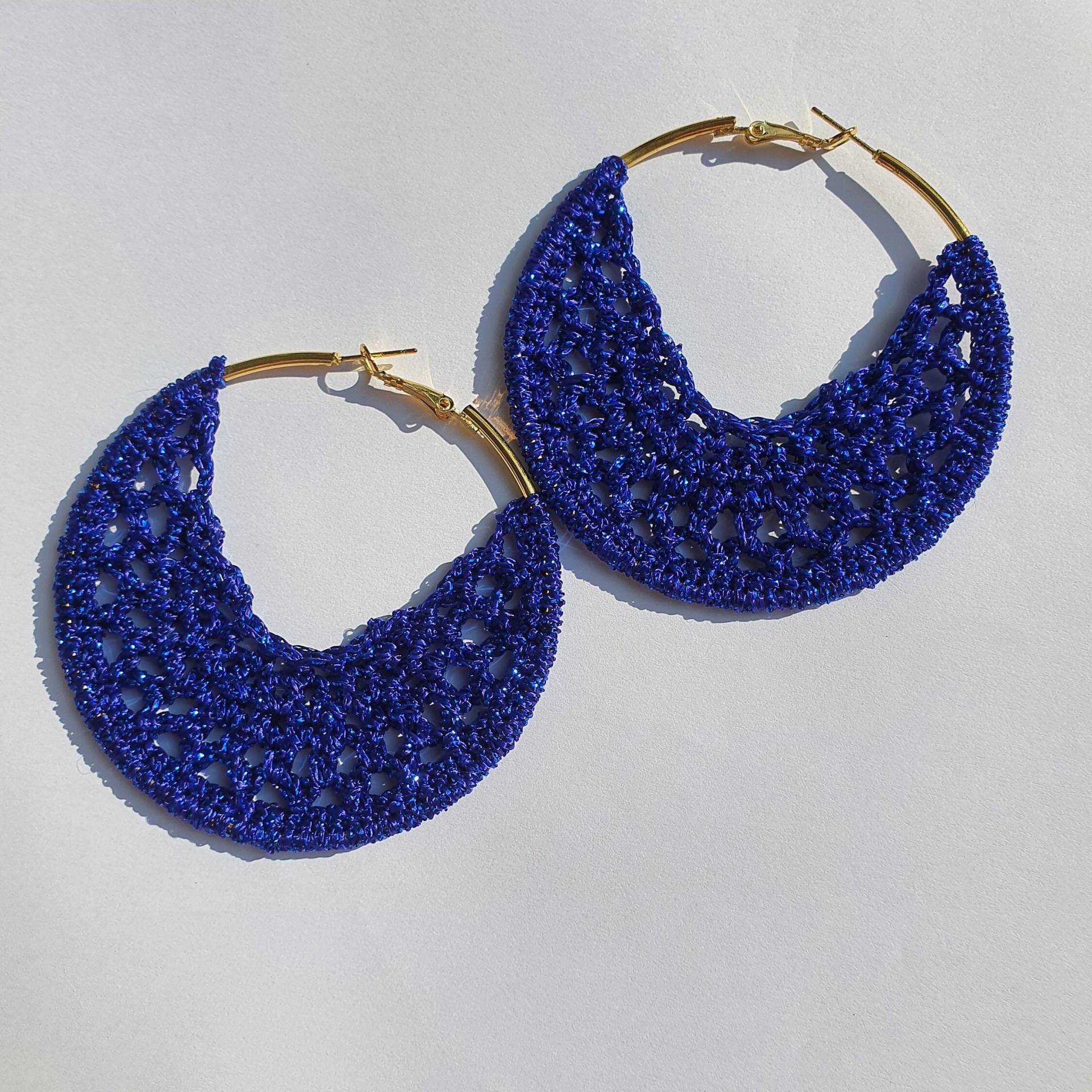 Gehäkelte Creolen Gehäkelte Creolen von CrochetbyChathurika