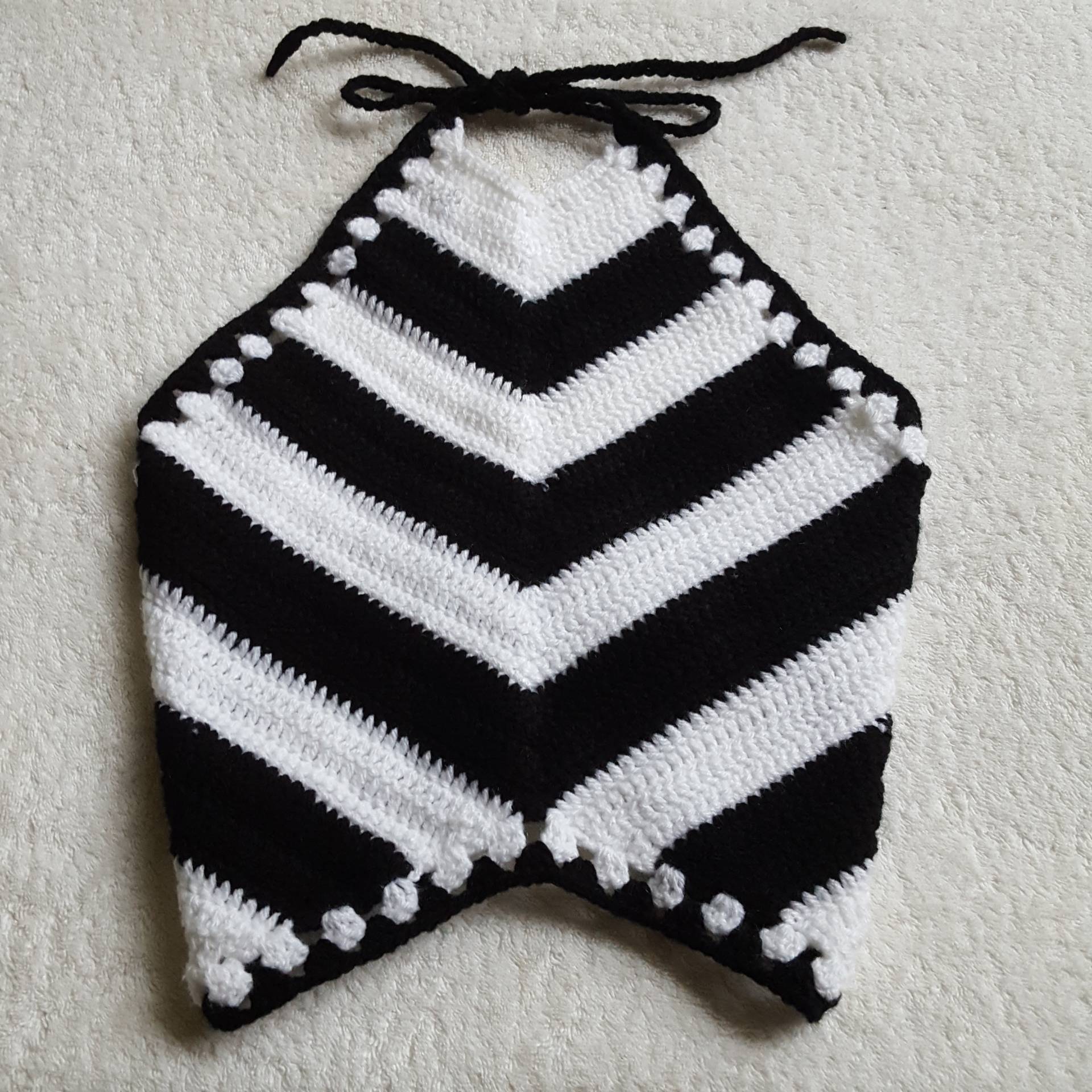 Gehäkelter Halfter Top Gehäkelter Halfter Top von CrochetbyChathurika