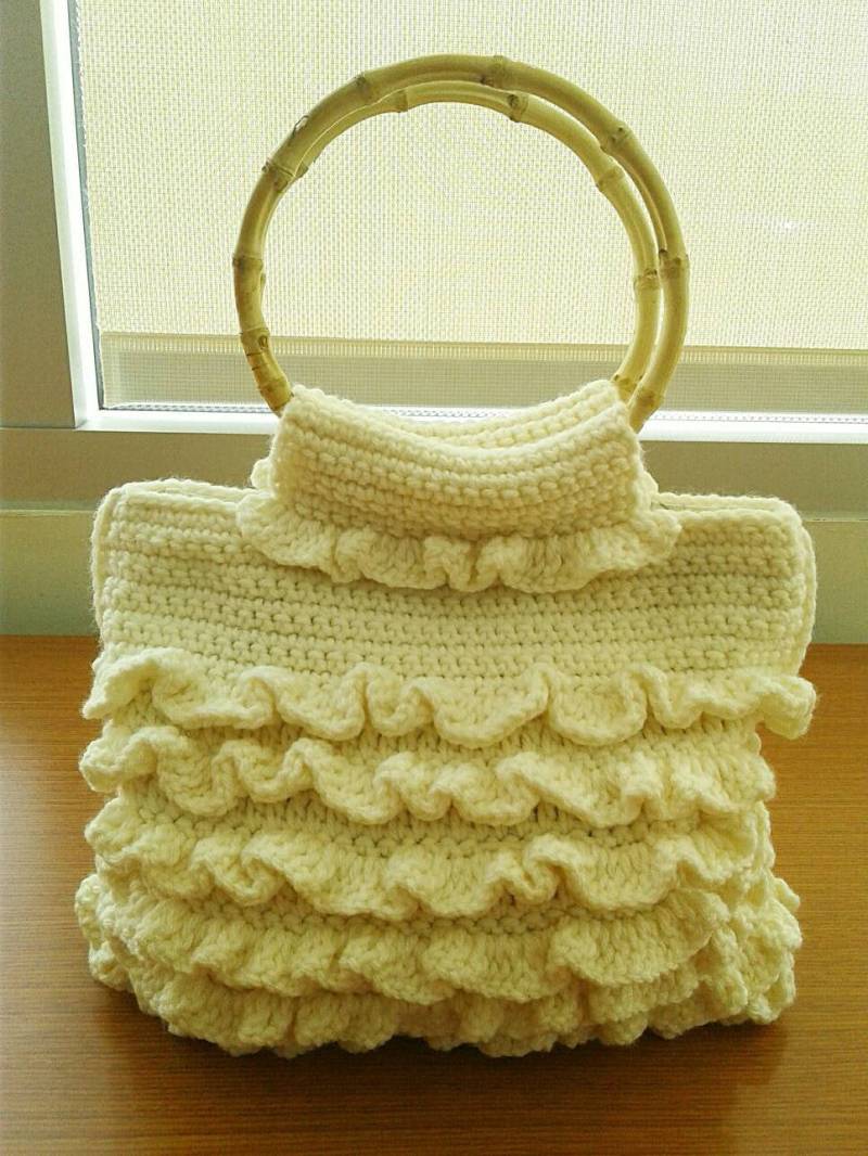 Gehäkelte Rüschen Geldbörse von CrochetbyEssie