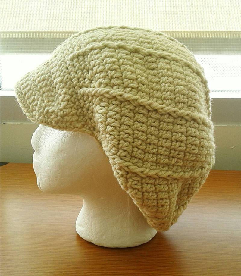 Gehäkelte Slouchy Newsboy Beanie von CrochetbyEssie