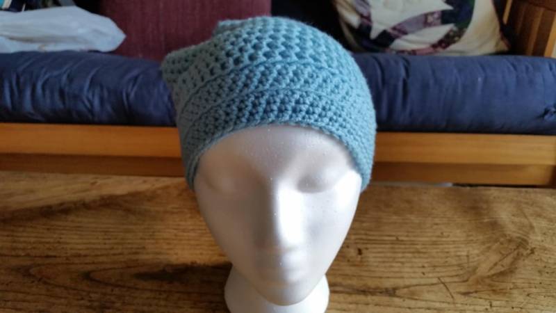 Gehäkelte Damen Slouchy, Kopfwärmer, Iced Aqua Winter Wintermütze, Geschenkidee, Geschenkidee Für Sie. Versandfertig von CrochetbyKathie