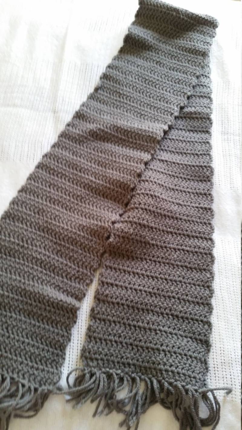 Gehäkelter Schal, Grauer Winter Tragen, Geschenk Für Sie, Geschenkidee Ihn, Unisex Halswärmer, Sofort Lieferbar Gehäkelter Schal, Grauer Winter Tragen, Geschenk Für Sie, Geschenkidee Ihn, Unisex Halswärmer, Sofort Lieferbar von CrochetbyKathie