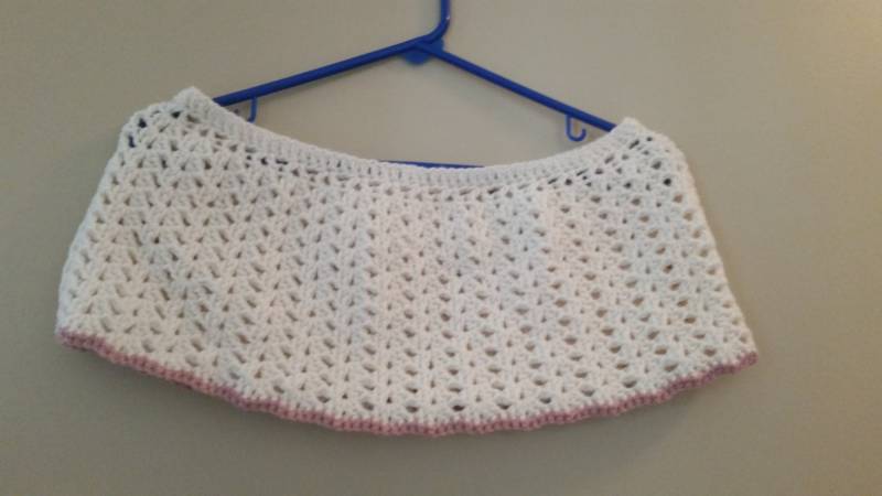 Gehäkelter Schal in Weiß Mit Weißem Rand, Halswärmer, Schulterwärmer, Geschenke Für Sie, Winterkleidung. Versandfertig Gehäkelter Schal in Weiß Mit Weißem Rand, Halswärmer, Schulterwärmer, Geschenke Für Sie, Winterkleidung. Versandfertig von CrochetbyKathie