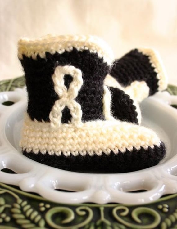 Handgehäkelte Cowboy Boot Booties Baby Shower Geschenk Heimkehr von CrochetedinLove