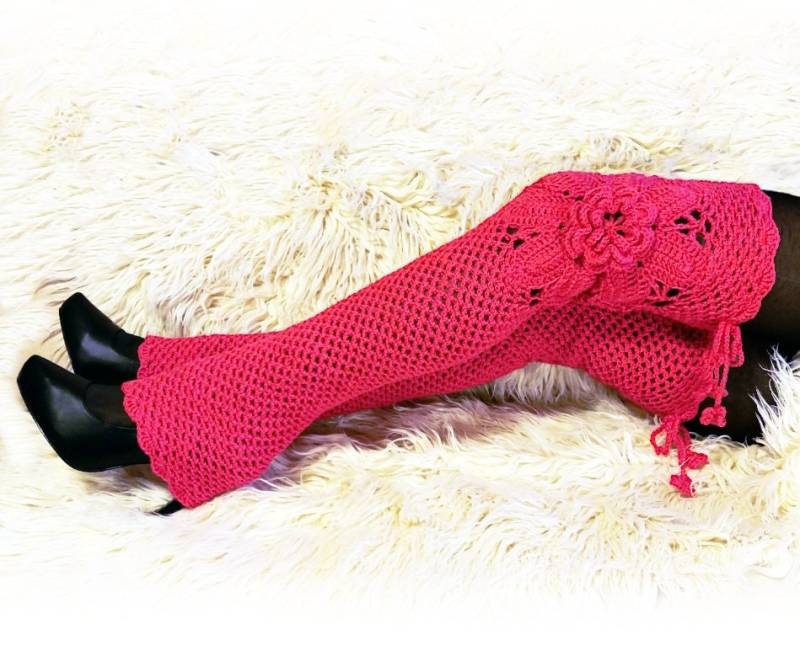 Rosa Gehäkelte Oberschenkel Hoch-stulpen Boho Winter Overknee Rosa Gehäkelte Oberschenkel Hoch-stulpen Boho Winter Overknee von Crochetfield