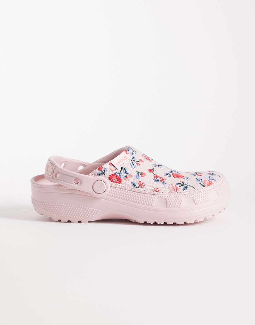 Crocs - Classic Crafted - Clogs in Rosa mit Blumenmuster von Crocs