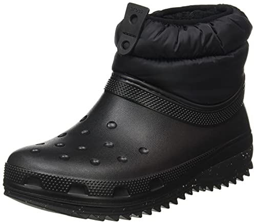Crocs Classic Neo Puff Shorty Boot 207311-001, Womens boots, black, 42/43 EU von Crocs