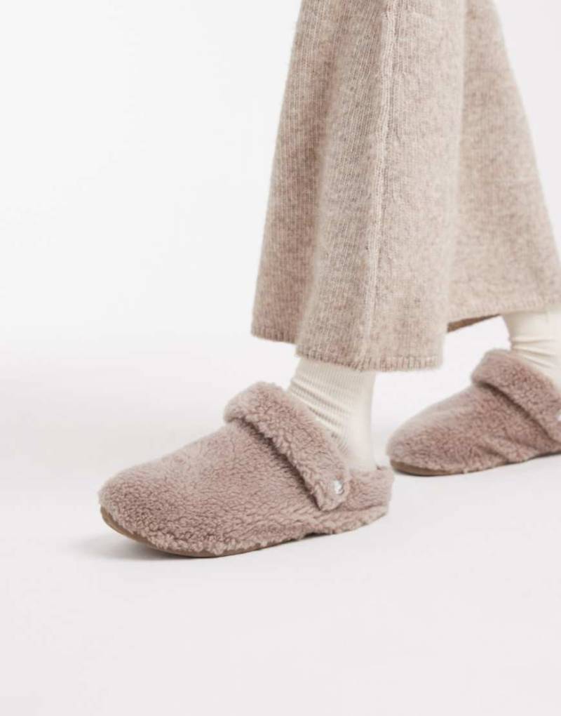 Crocs - Cozzzy - Hausschuhe in Pilzbraun-Neutral von Crocs