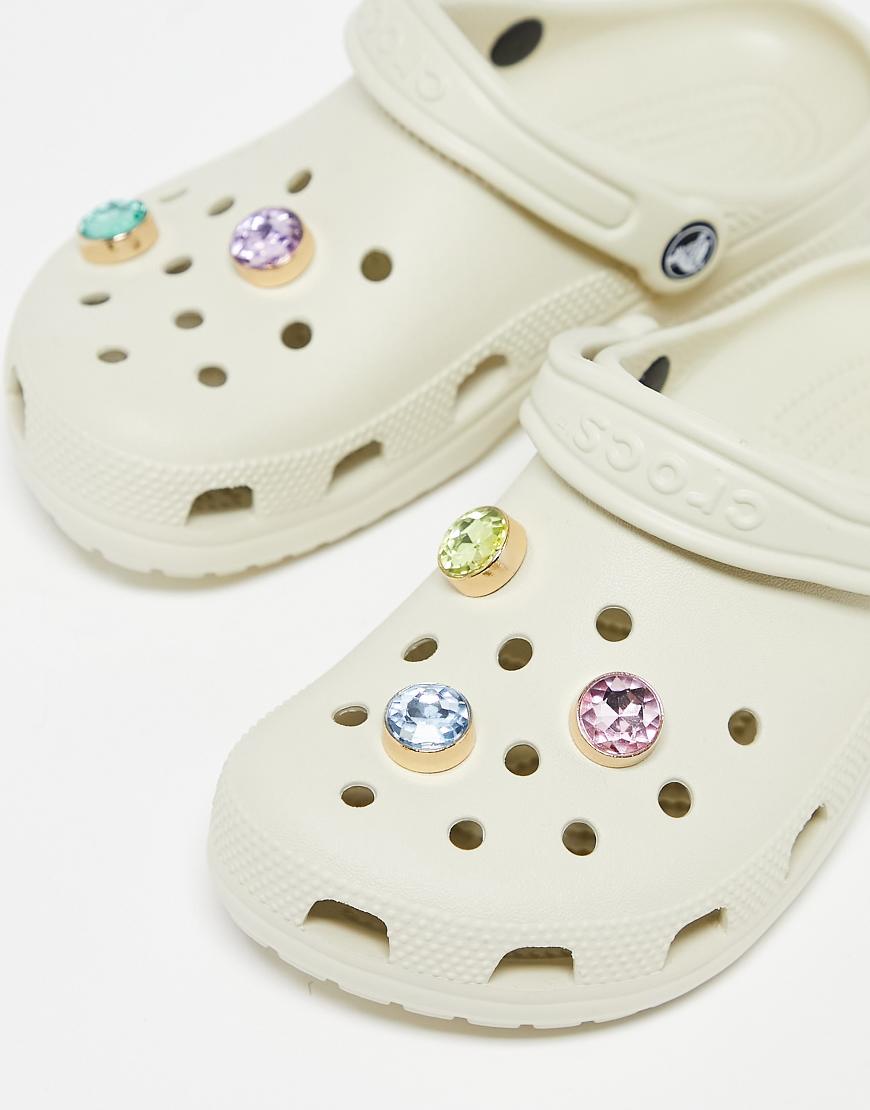 Crocs - Jibbitz - Goldfarbene Schmucksteinanstecker im 5er-Pack-Bunt von Crocs
