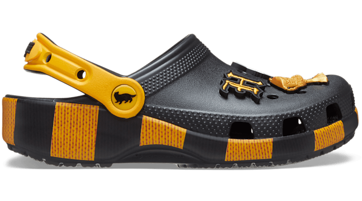 Crocs | Kinder | Toddlers Harry Potter Hufflepuff Classic  | Clogs |  | 19 von Crocs