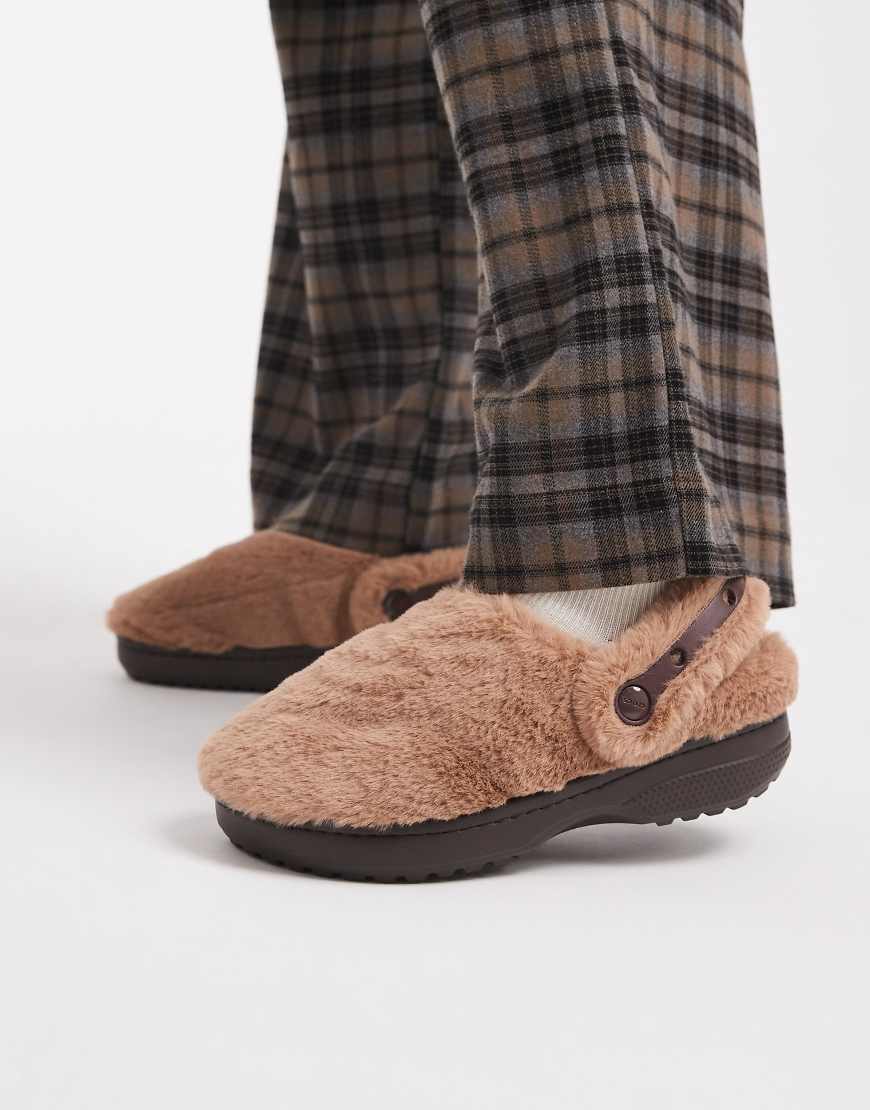 Crocs - Unfurgettable - Clog in Braun-Brown von Crocs